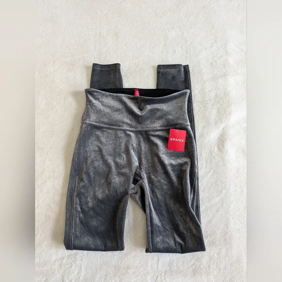 NWT Spanx Gray velvet high waisted leggings - Picture 2 of 3